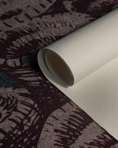 Papel pintado de vinilo con acabado texturizado y detalles dorados para interiores