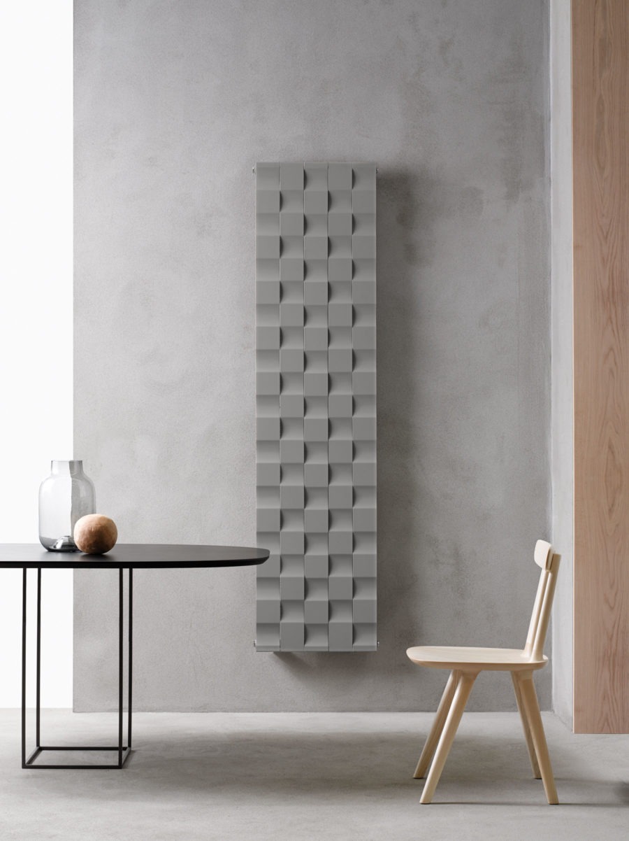 Radiador decorativo de diseño italiano modelo Air acabado gris texturado