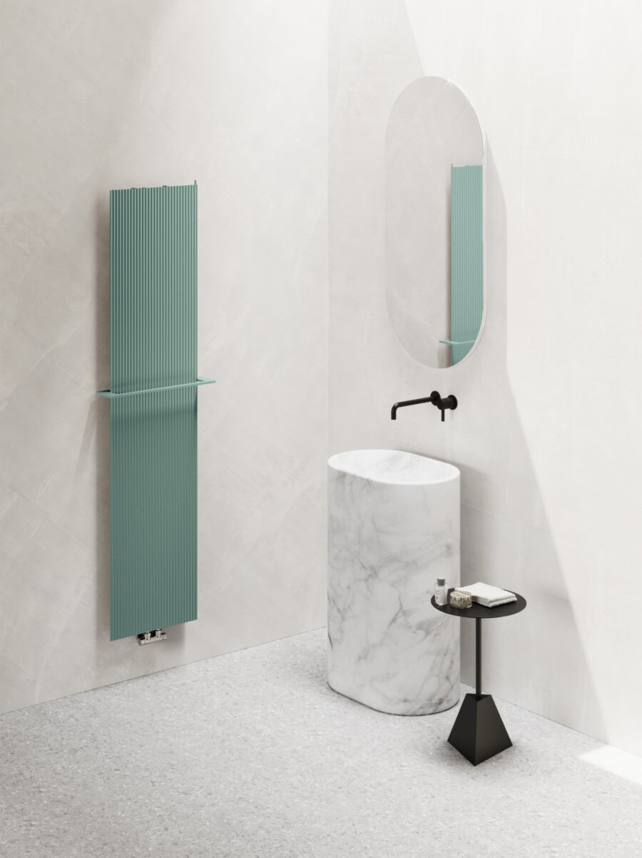 Radiador decorativo italiano acabado verde agua para baño con mármol